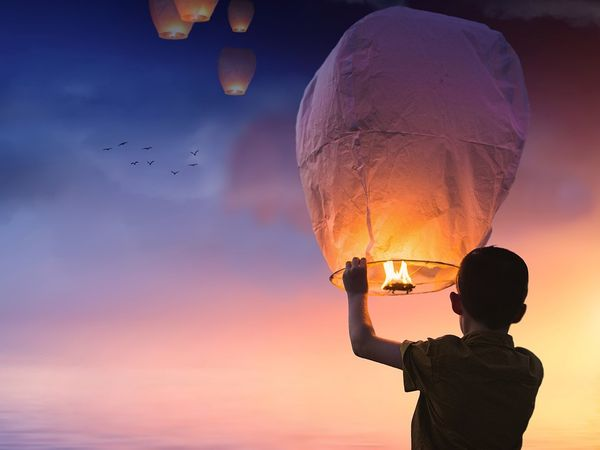 بين الدنيا والآخرة (1) تقديم